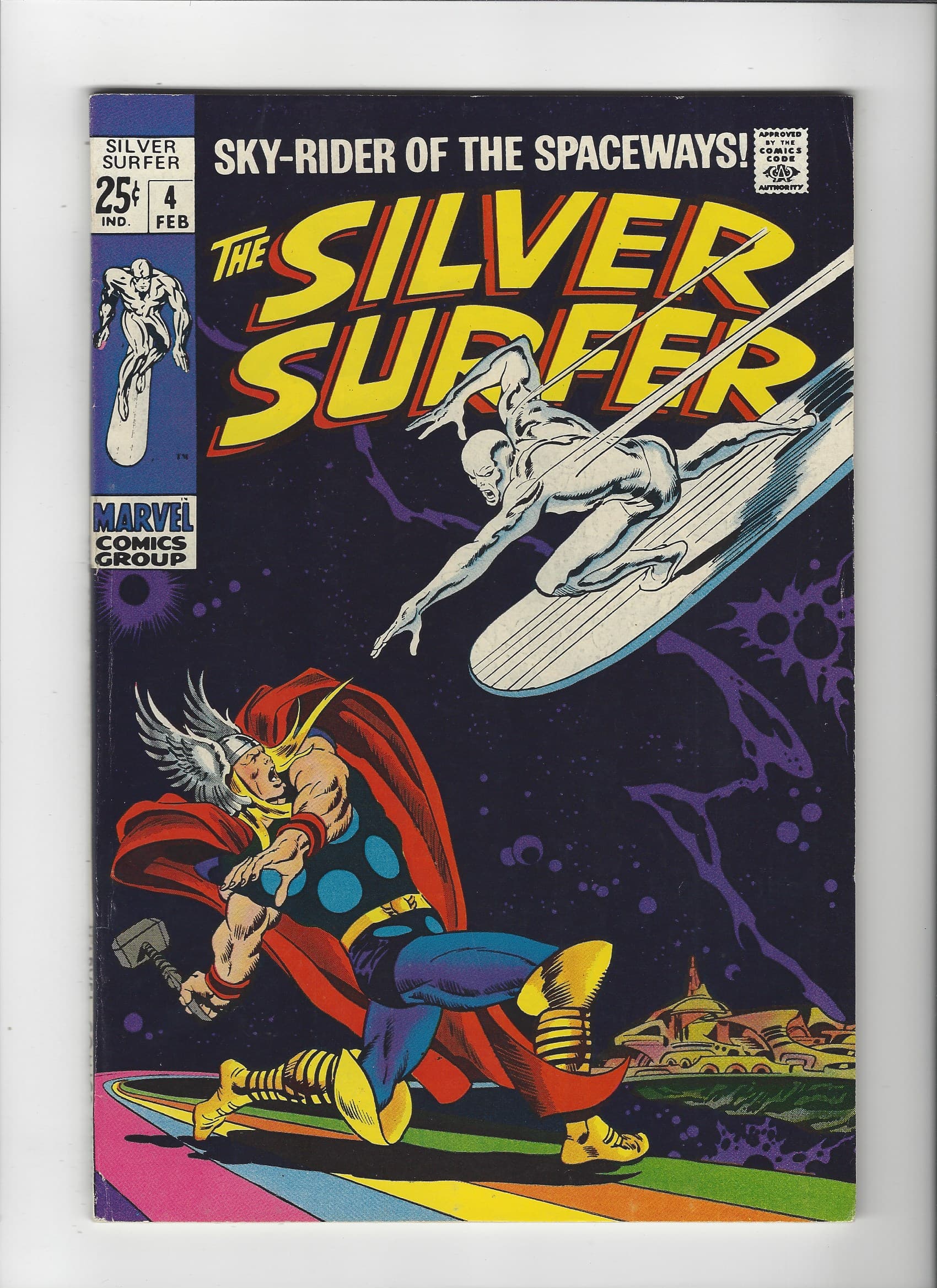 Silver Surfer 4 VF Lee Buscema VS Thor Beautiful Book!